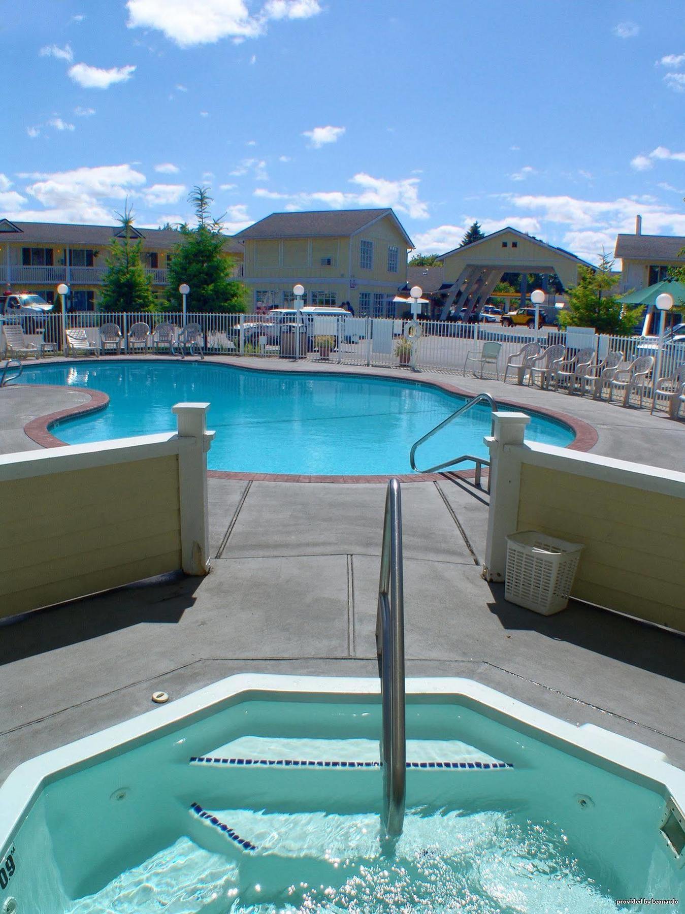 Best Western Garden Villa Inn Roseburg Exteriör bild